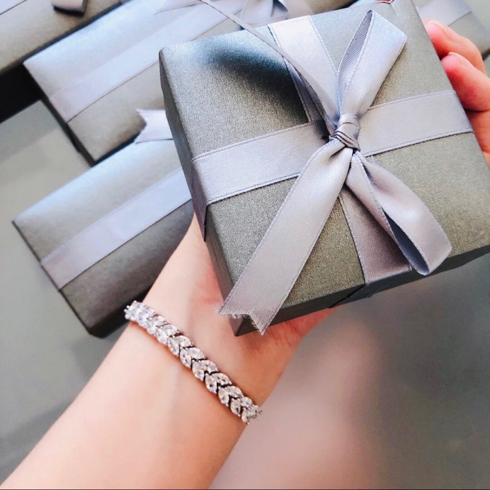 Bracelet and Earring Gift Box